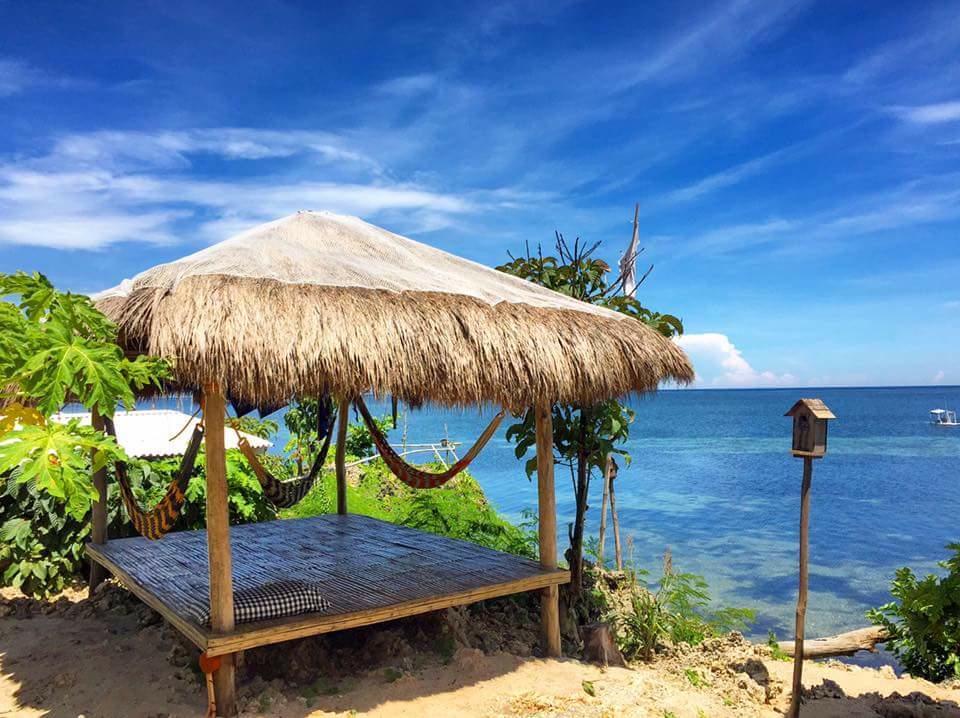 Birdland Beach Club Bolinao Bagian luar foto