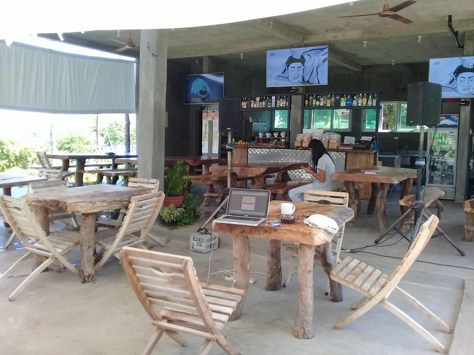 Birdland Beach Club Bolinao Bagian luar foto